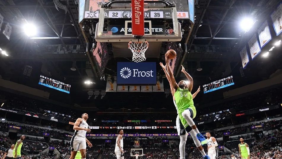 唐斯再砍分！森林狼客场拿下马刺